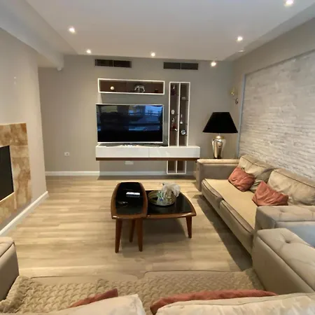 Drive Rooms&apartments 4* Tirana