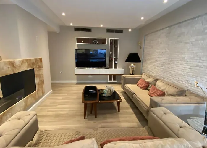 Drive Rooms&apartments 4* 地拉那