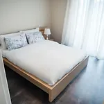 Drive Rooms&apartments 티라나