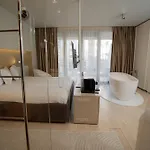 아파트호텔 Drive Rooms&apartments