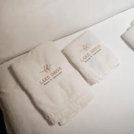Drive Rooms&apartments 4* Tiran